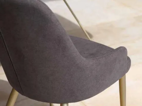 Vai alla foto 4