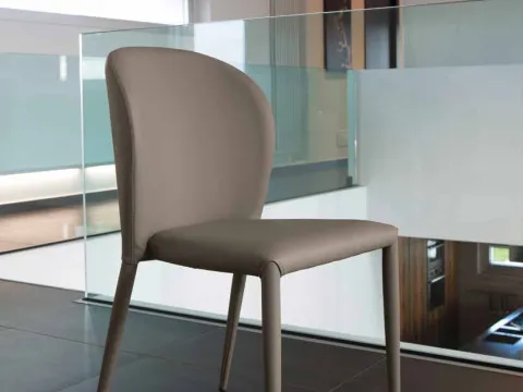 Vai alla foto 3