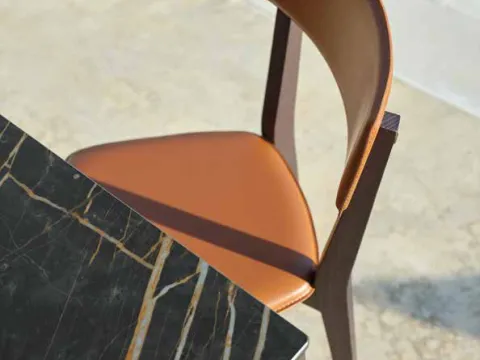 Vai alla foto 3