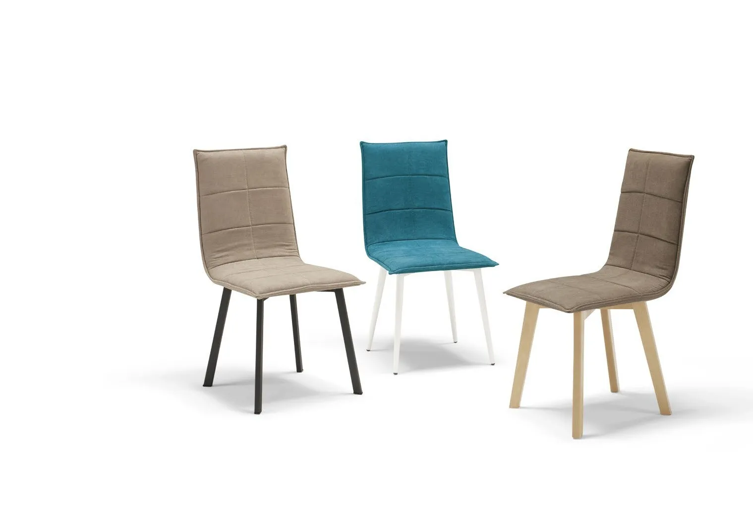 Tre sedie Urban Style Imba con schienale trapuntato in tessuto beige e petrolio