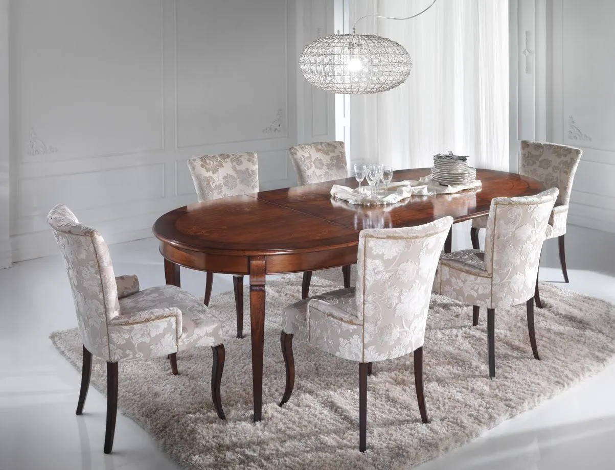 Sala Trend Style Imba con tavolo ovale e poltroncine imbottite chiare