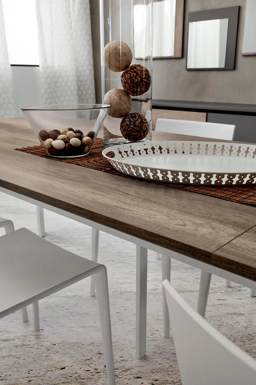 Piano effetto rovere del tavolo Mario Super rettangolare La Primavera con centrotavola