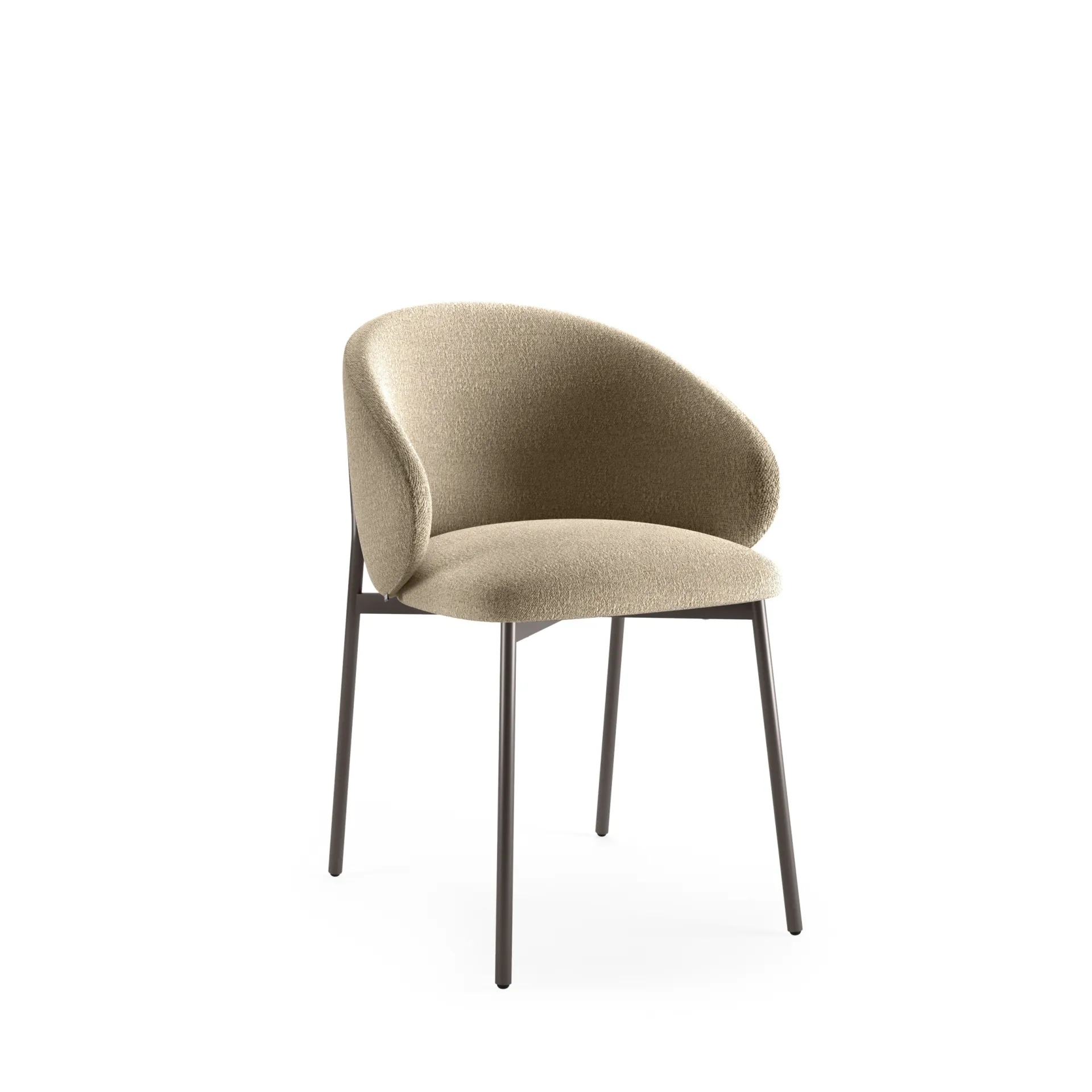Sedia Calla Scavolini in tessuto sabbia con gambe bronzo, su fondo bianco