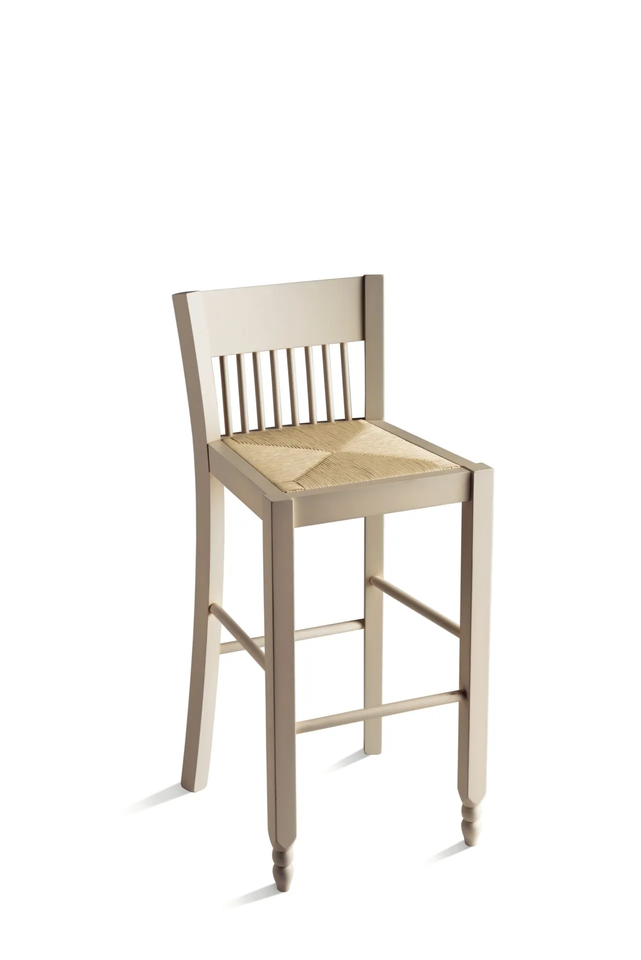 Sgabello Gea Scavolini laccato chiaro con fondino in paglia su fondo bianco
