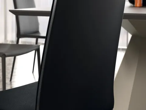 Vai alla foto 3