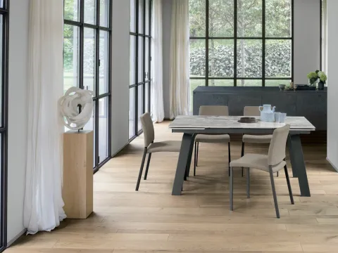 Vai alla foto 1