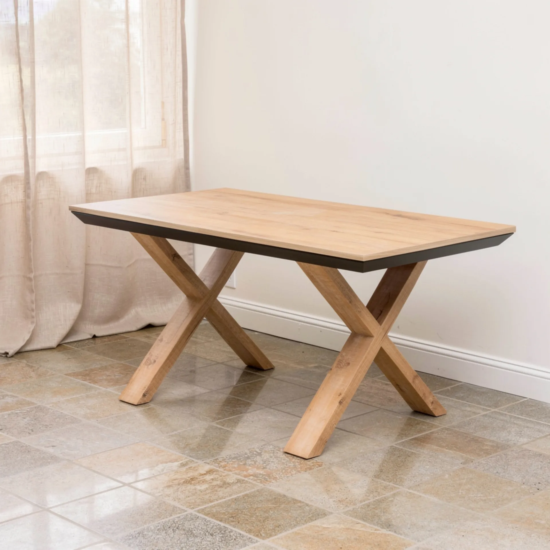 Tavolo Cefalù Wood Tecnolegno con piano e gambe a X in finitura rovere chiaro