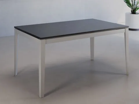 Vai alla foto 1