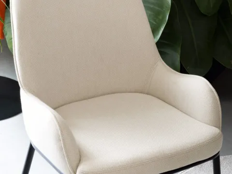 Vai alla foto 3