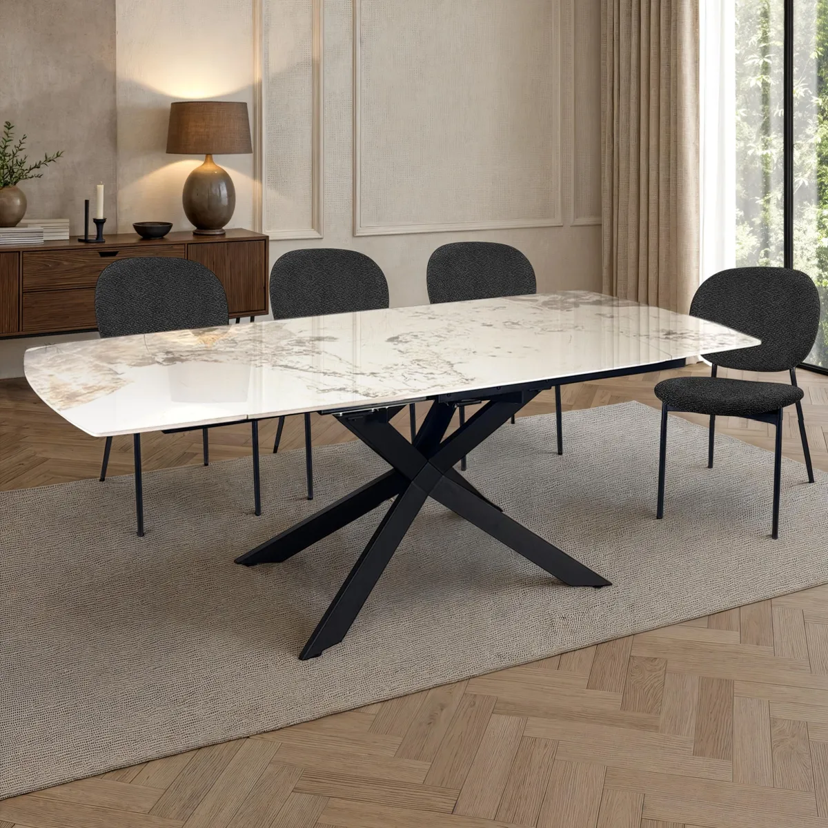 Tavolo allungabile ovale Gemy Spin Tomasucci con piano onice e base nera