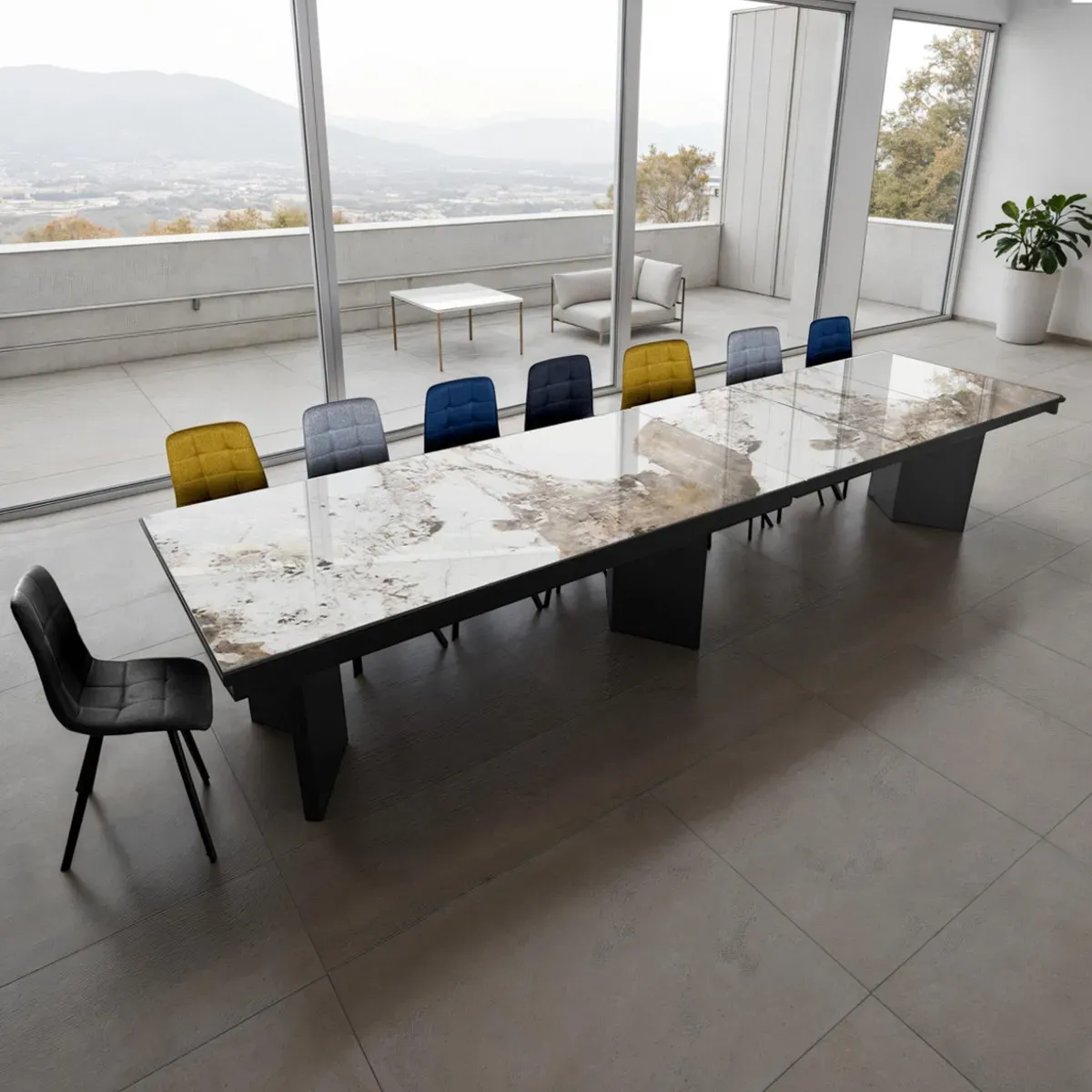 Tavolo Lelo Onice Marble Tomasucci con piano chiaro lucido e sedie