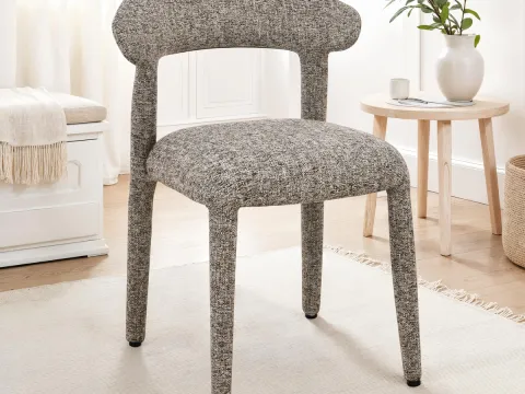 Vai alla foto 1