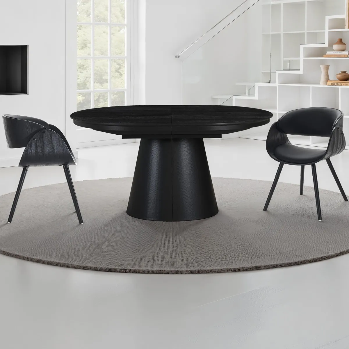 Tavolo Glomma Black Wood Tomasucci in legno nero con sedie