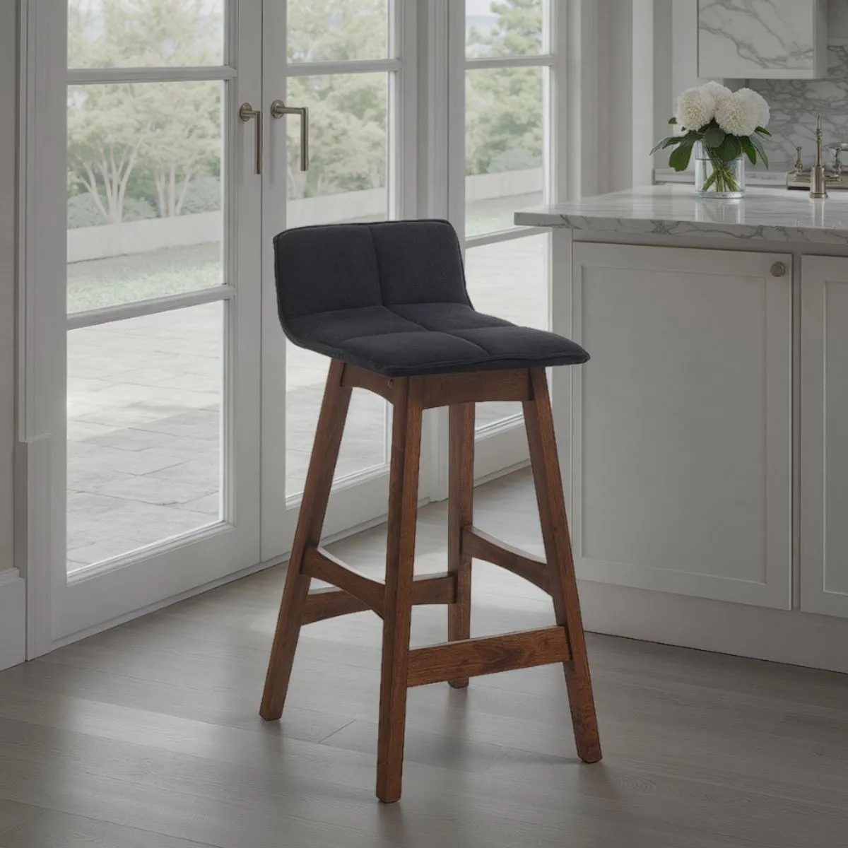 Sgabello Varm Dark Wood Tomasucci in noce scuro