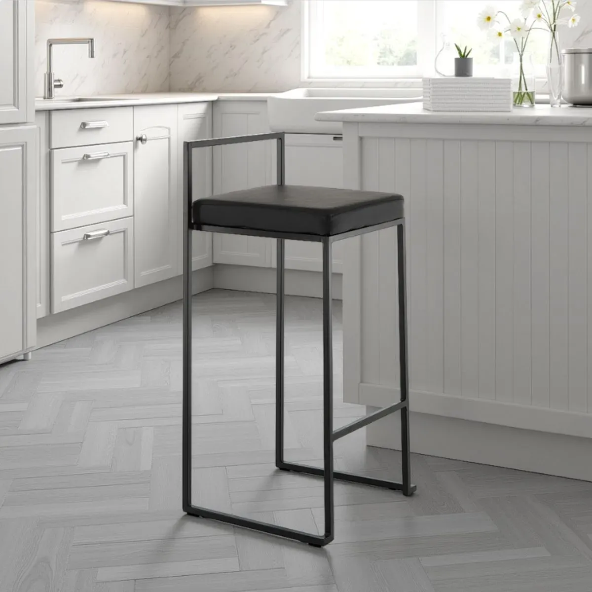 Sgabello Dodo Black Tomasucci nero in cucina