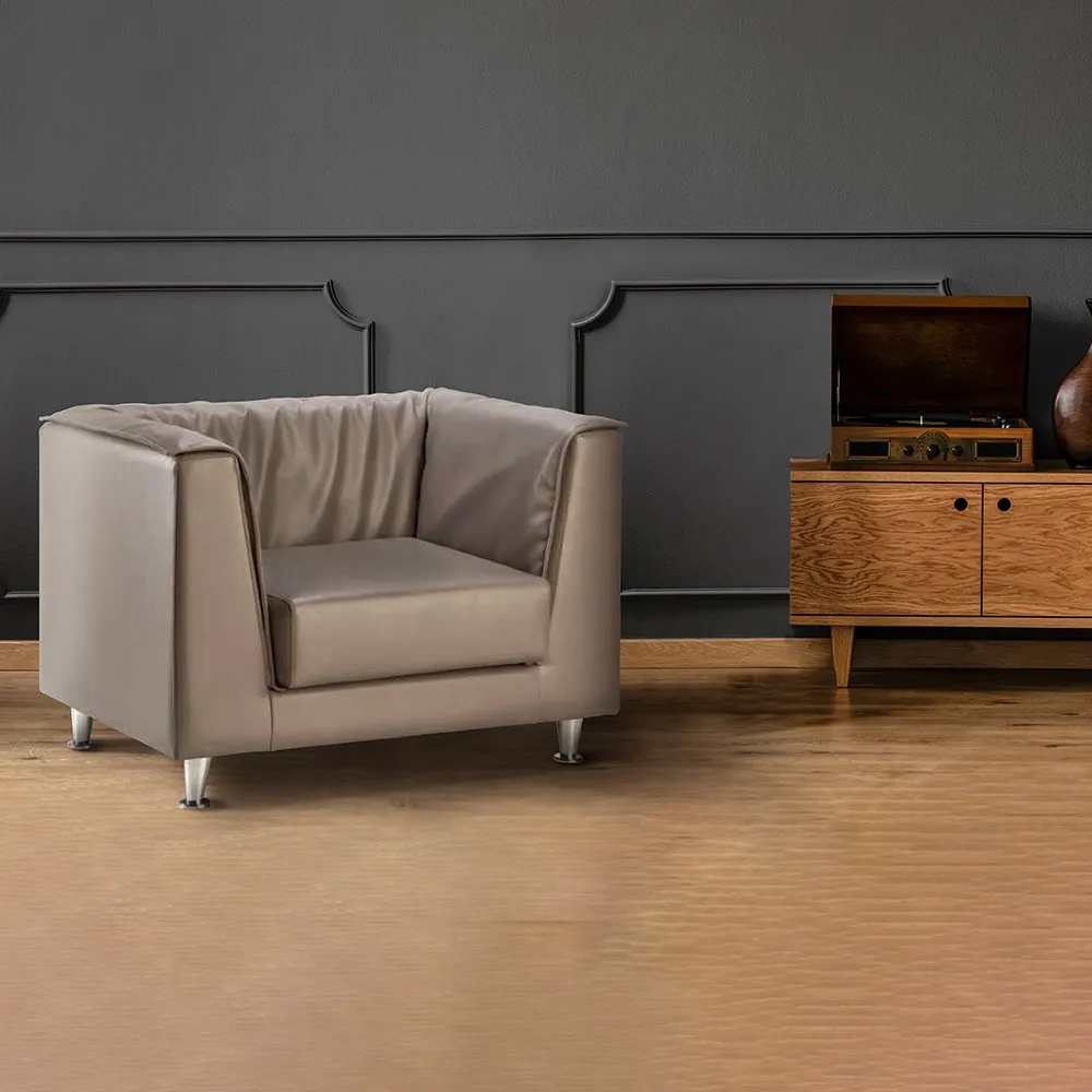 Poltrona d'attesa Compact Compir in pelle tortora in un ambiente con boiserie
