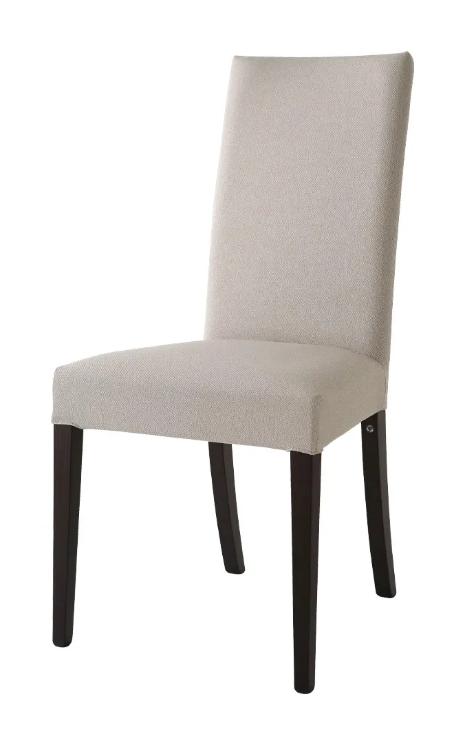 Sedia Copenhagen Connubia sfoderabile in tessuto beige con gambe in legno scuro su fondo bianco