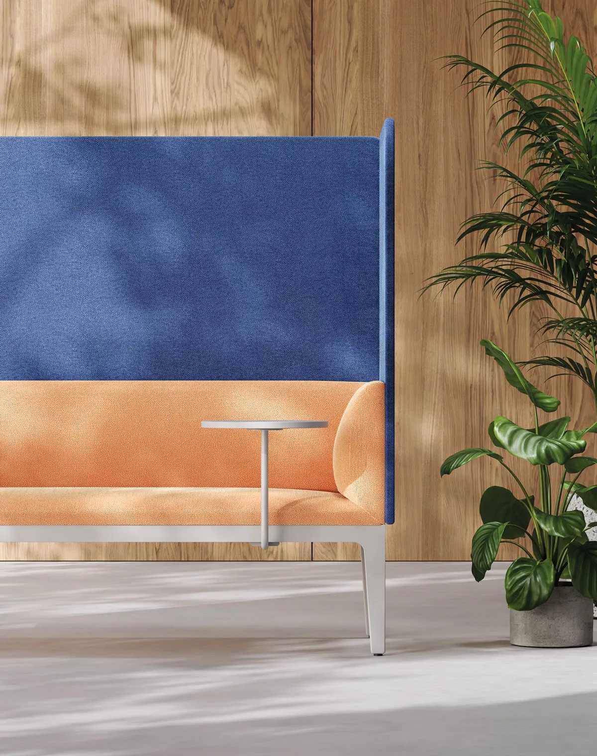 Divano Alplus Frezza arancio con pannello blu