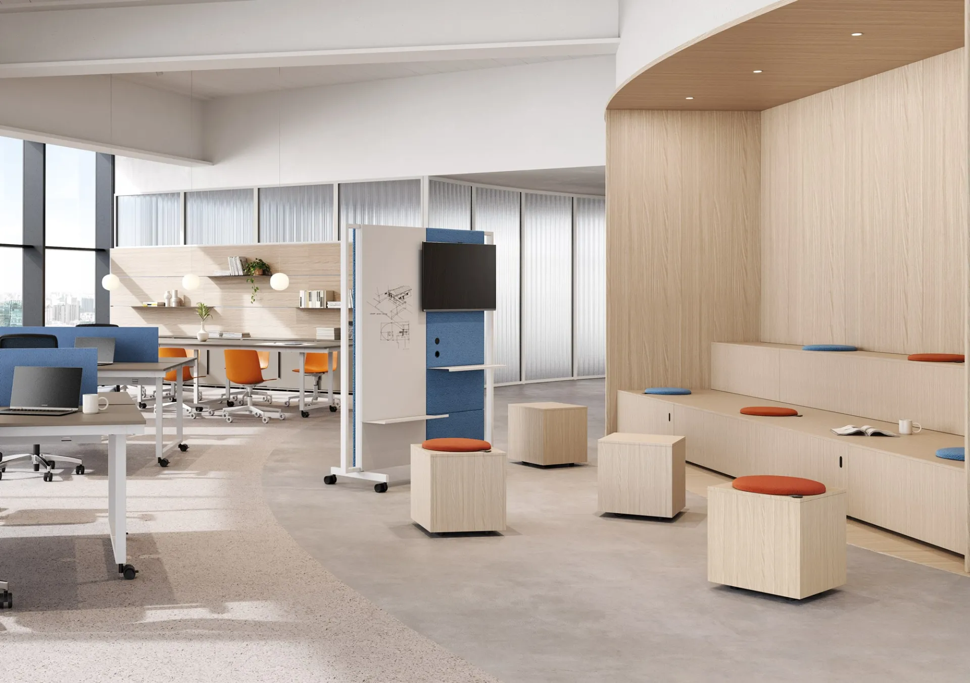Pannelli Mediawalk Be.1 Frezza con schermo e lavagna in un open space con gradinate