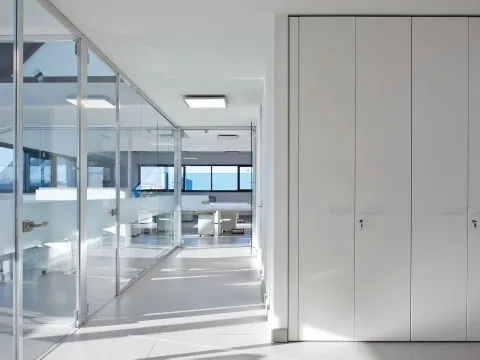 Vai alla foto 1