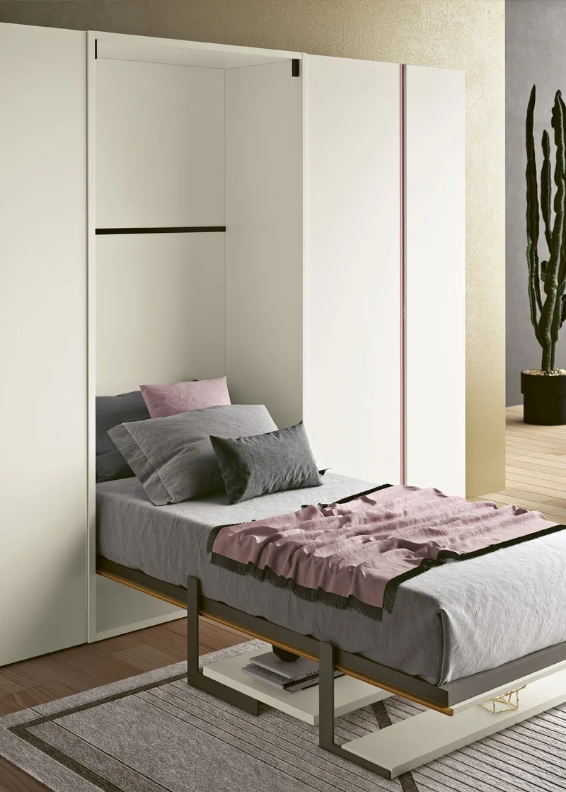 Letto a scomparsa aperto con il piano Top 2B Italia