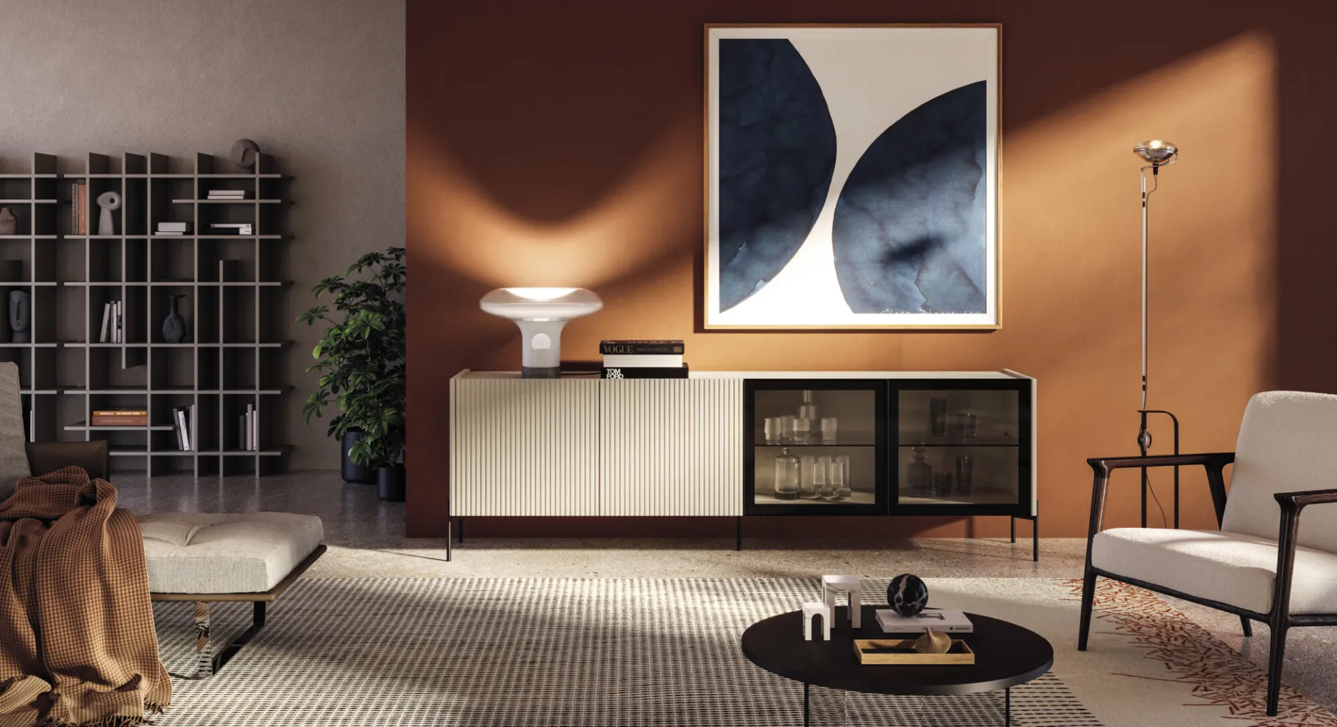 Madia Zero.22 Devina Nais chiara con vetro fumé in un soggiorno color terracotta