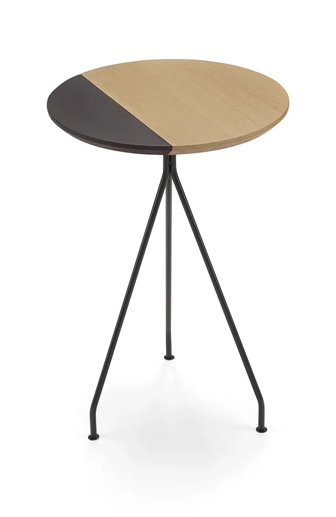 Tavolino alto Cherry B Dienne su treppiede nero con piano rovere e settore scuro