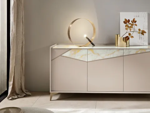 Vai alla foto 1
