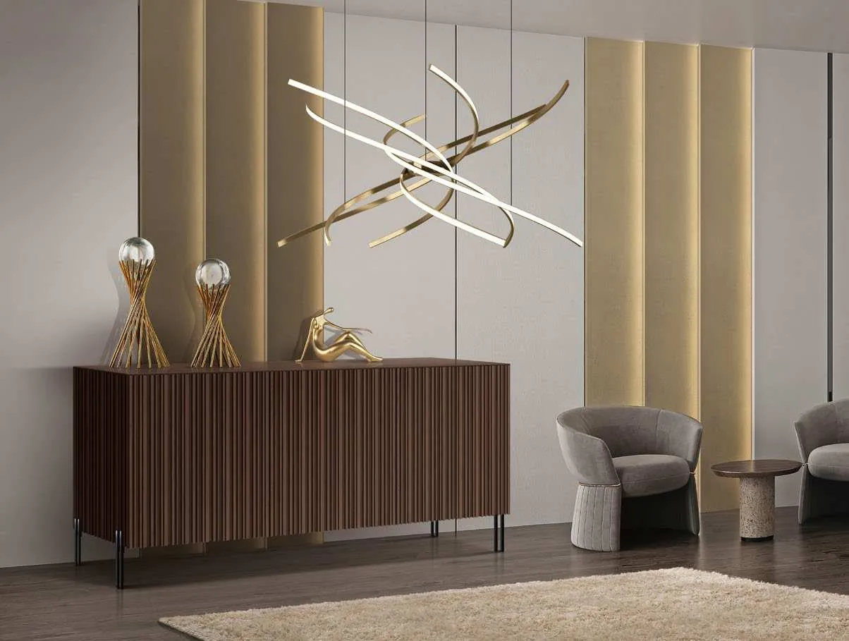 Madia rigata Imba Icon 2.4 in frassino scuro su piedini con lampadario dorato