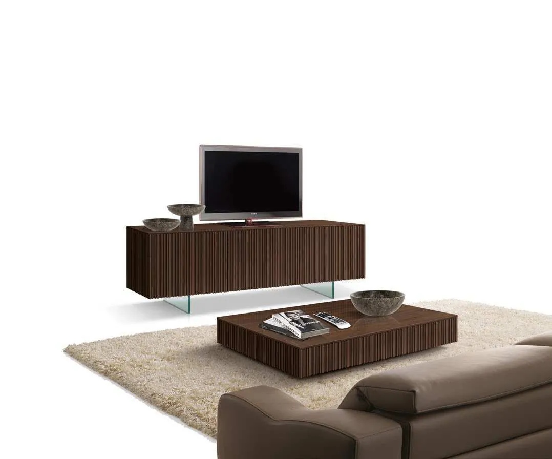 Porta TV in frassino Imba Icon 2.4 a ante rigate su gambe in vetro con televisore