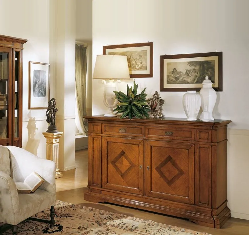 Credenza intarsiata Trend Style Imba in noce a due porte con rombi chiari sotto due quadri