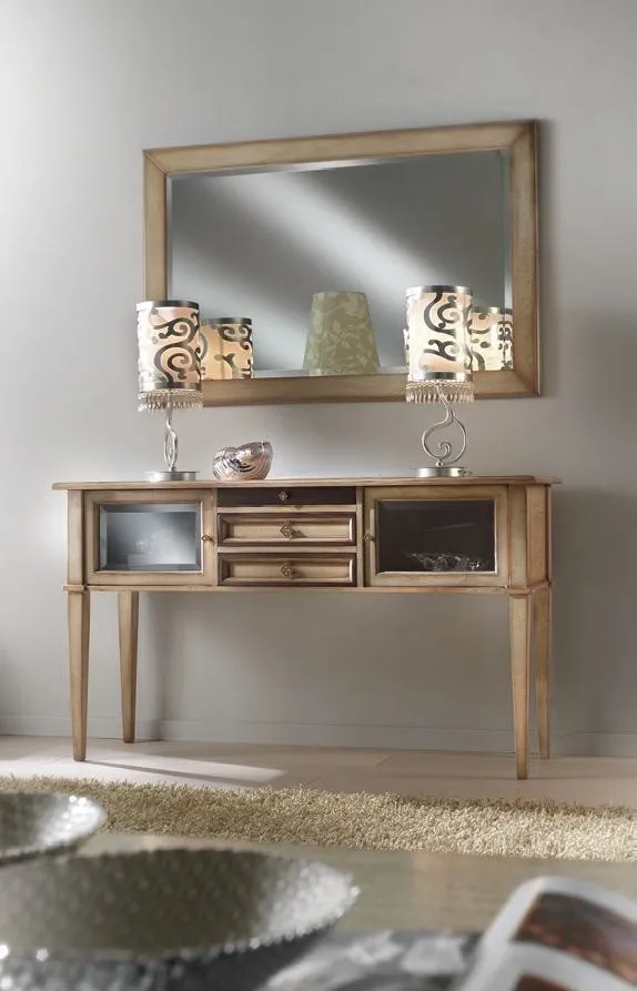 Consolle Trend Style Imba con cassetti e ripiano in vetro sotto uno specchio dorato