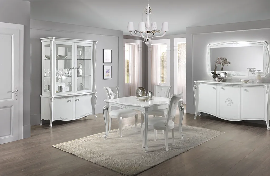Sala da pranzo Chanel Day C02 Mobilificio AG con vetrina, tavolo e credenza con specchiera