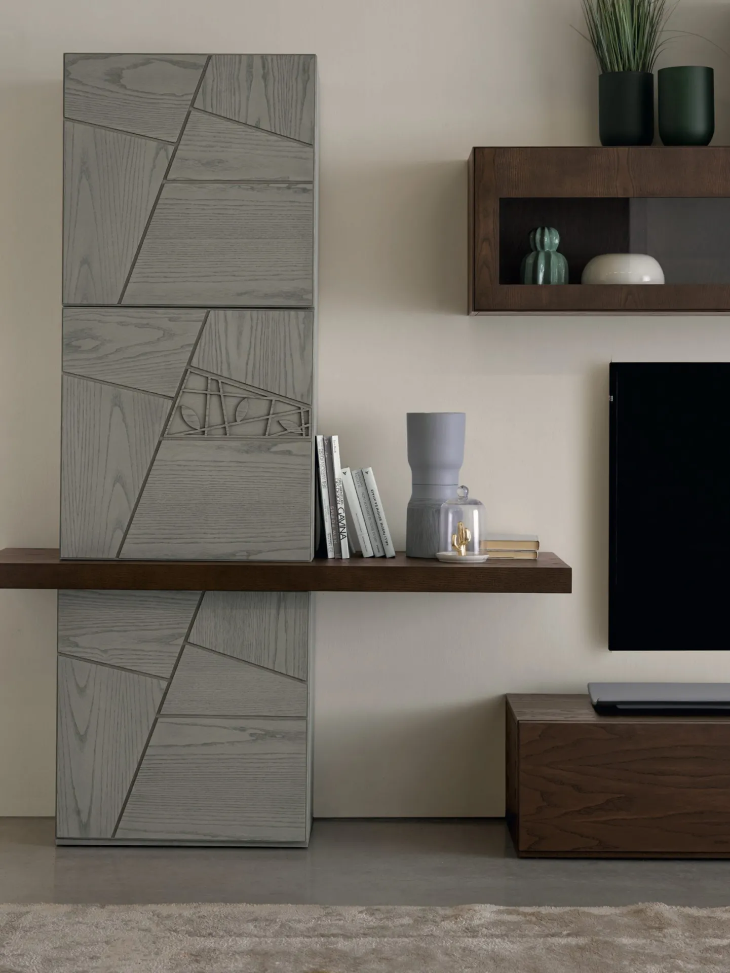 Composizione 155 Decor Modo 10 con colonna grigia incisa e pensile in noce