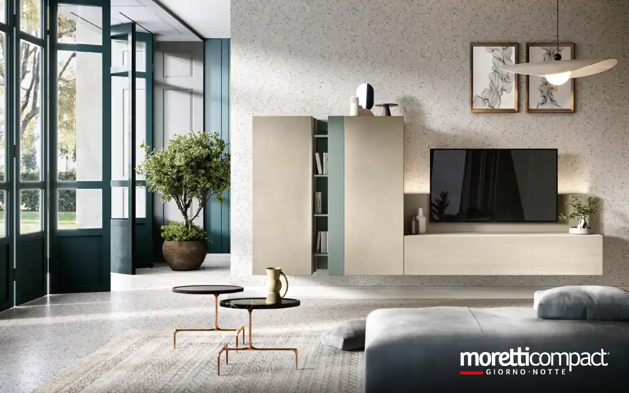 Soggiorno Kosmos KF103 Moretti Compact con colonne sospese argilla e salvia accanto alla TV
