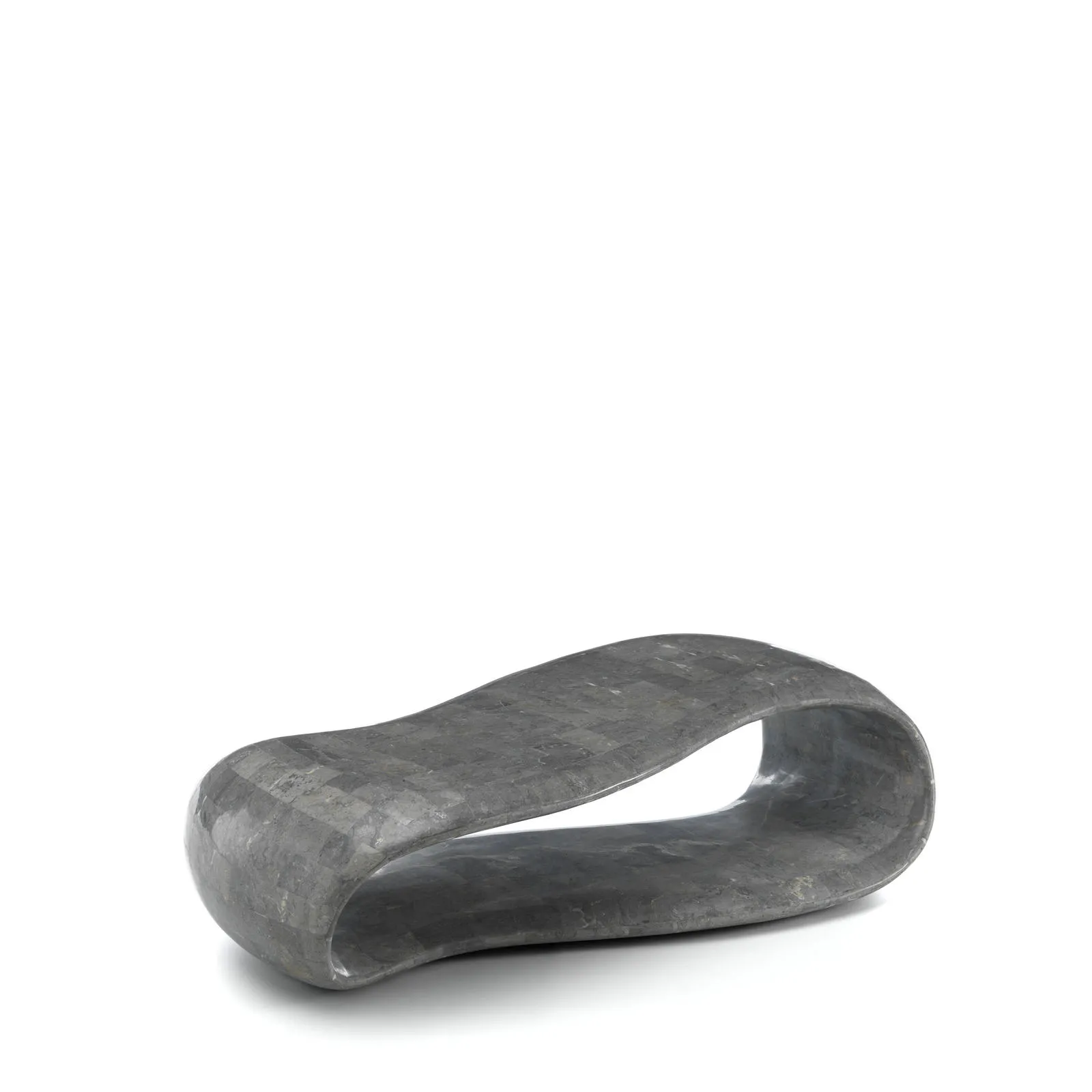 Tavolino Scarf Stones in pietra Gray Stone grigia su fondo bianco