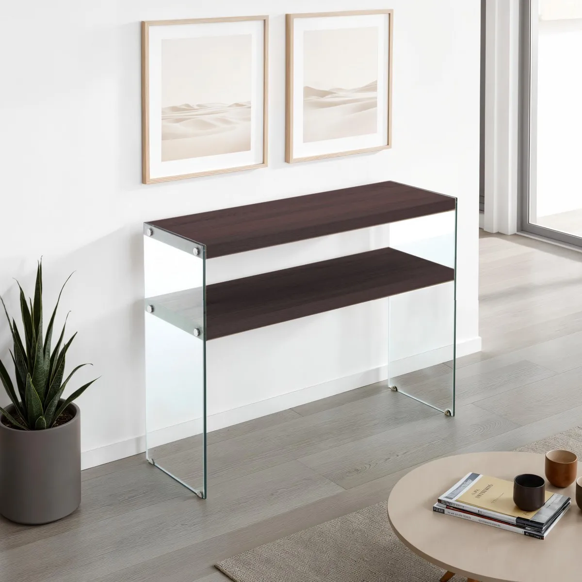 Consolle Nancy Dark Wood Tomasucci in noce scuro e vetro in ingresso