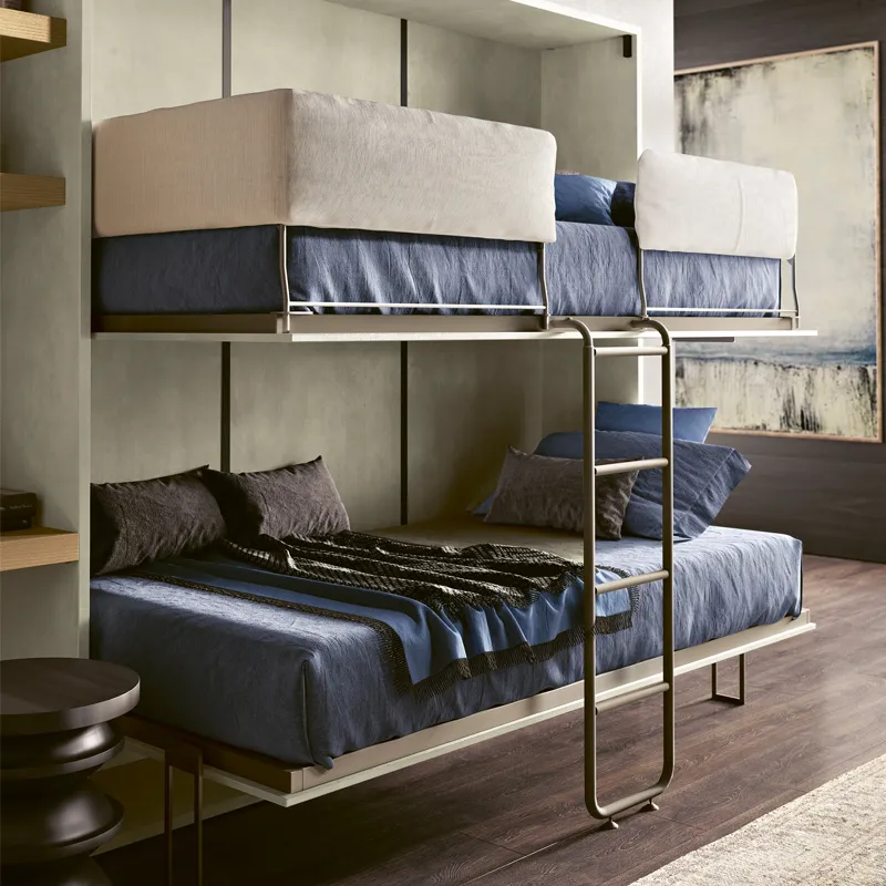 Letto a castello Castello 2B Italia aperto con biancheria blu