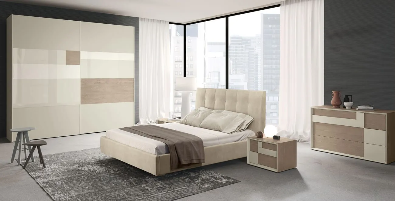 Letto Cristiana Adriatica beige in camera con armadio a pannelli