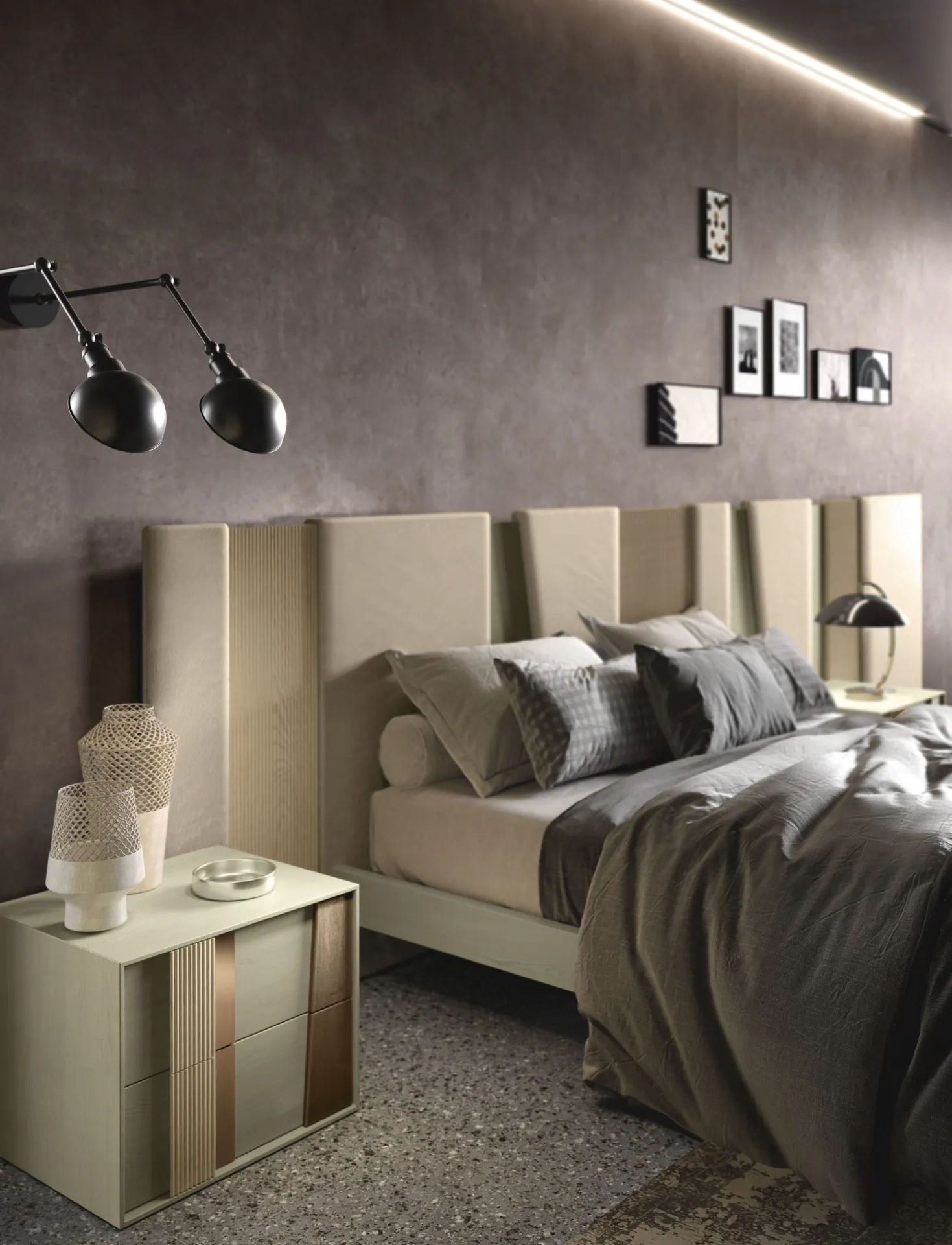 Letto Ring Adriatica con comodino e lampada da parete
