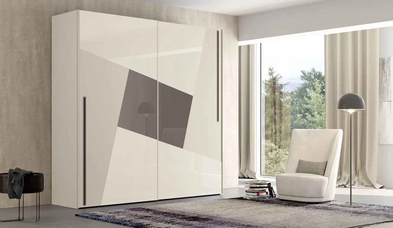 Armadio Twist Adriatica bianco con inserto inclinato grigio sulle ante