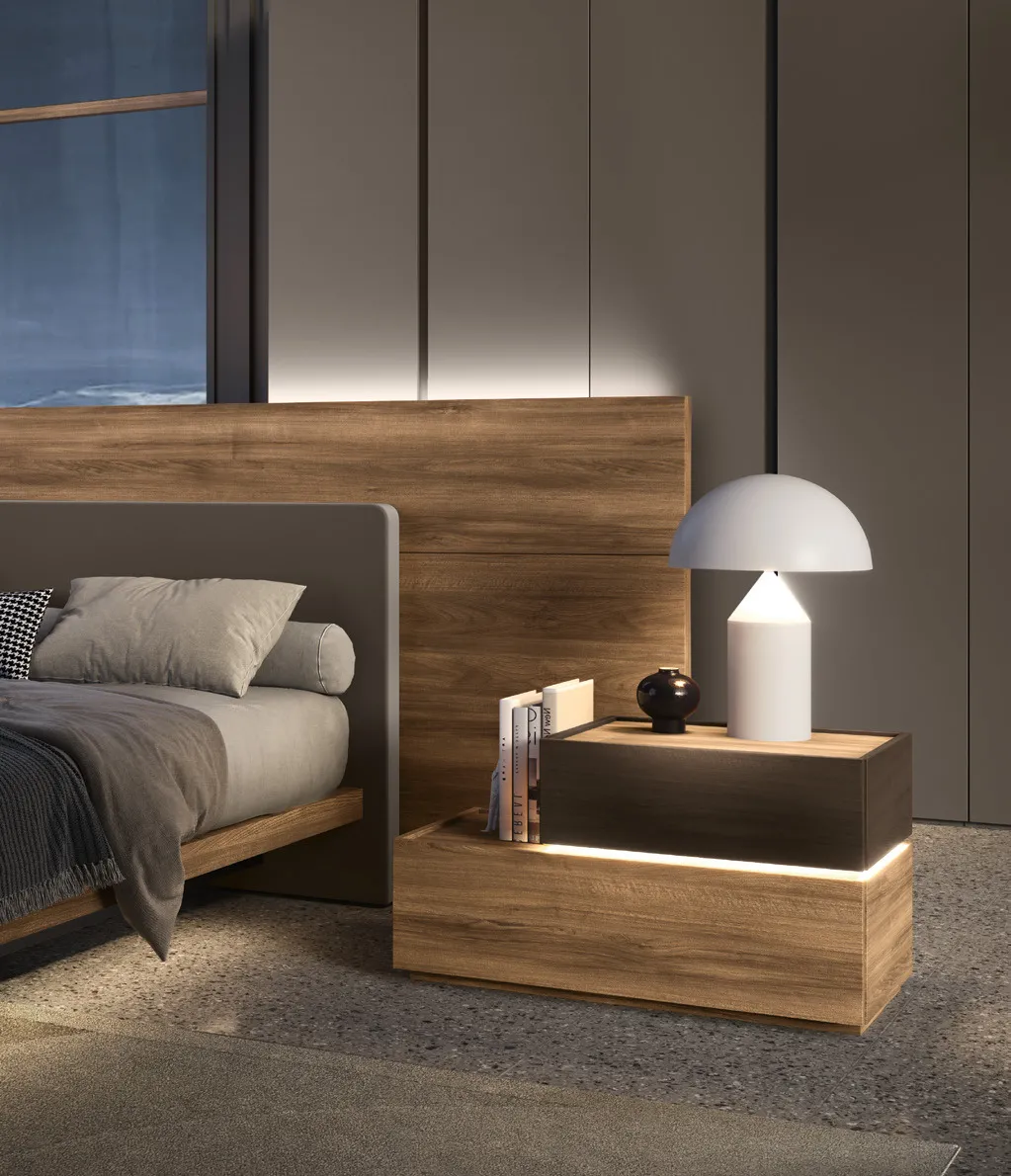 Testata Dual Adriatica illuminata con comodino sospeso in noce