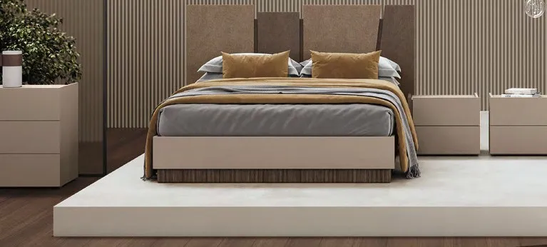 Letto Swing Adriatica con testata in tessuto bicolore e giroletto in nobilitato