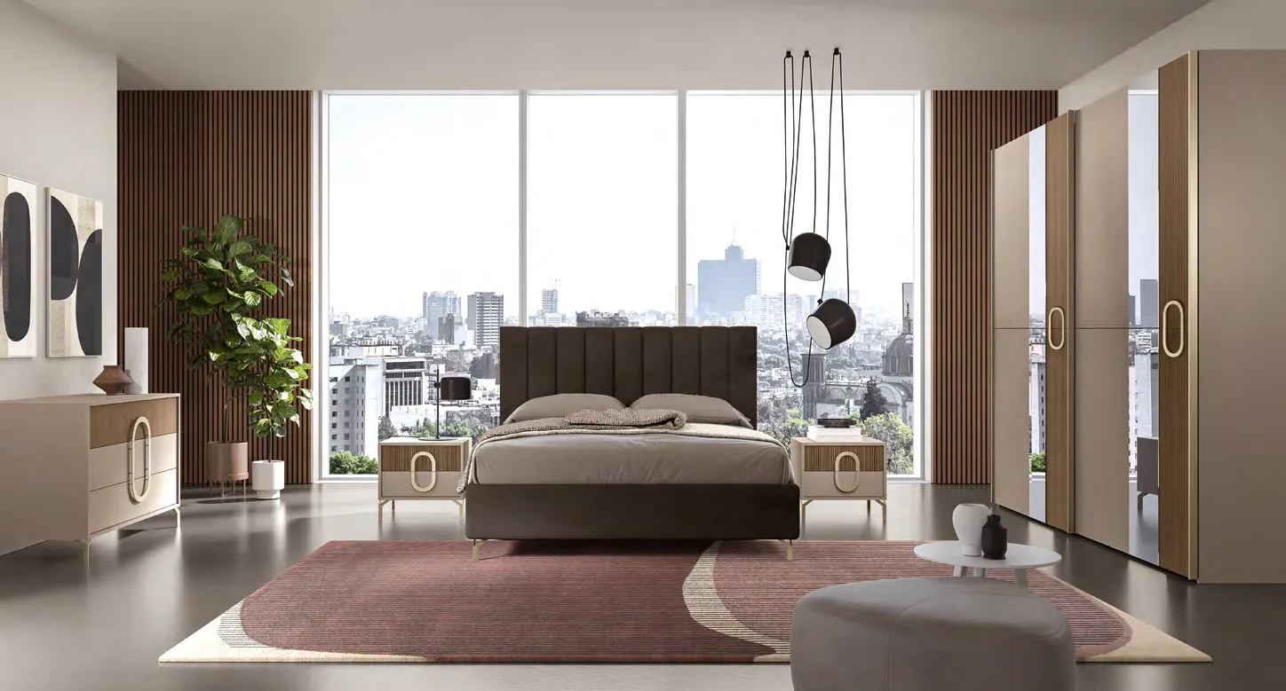 Camera Ovale Adriatica con vista sulla città, letto imbottito e armadio con maniglie ovali