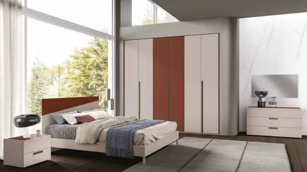 Camera da letto System Basic Artigianmobili con armadio cipria e anta rossa