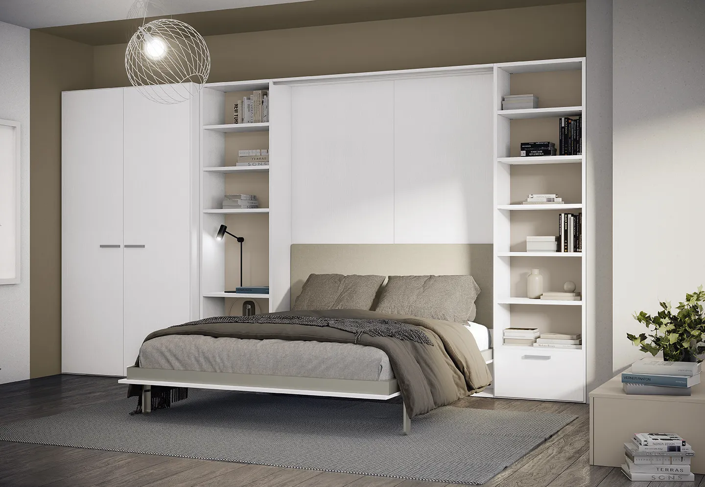 Letto a scomparsa Click Colombini aperto tra armadi bianchi e due librerie con vani a giorno