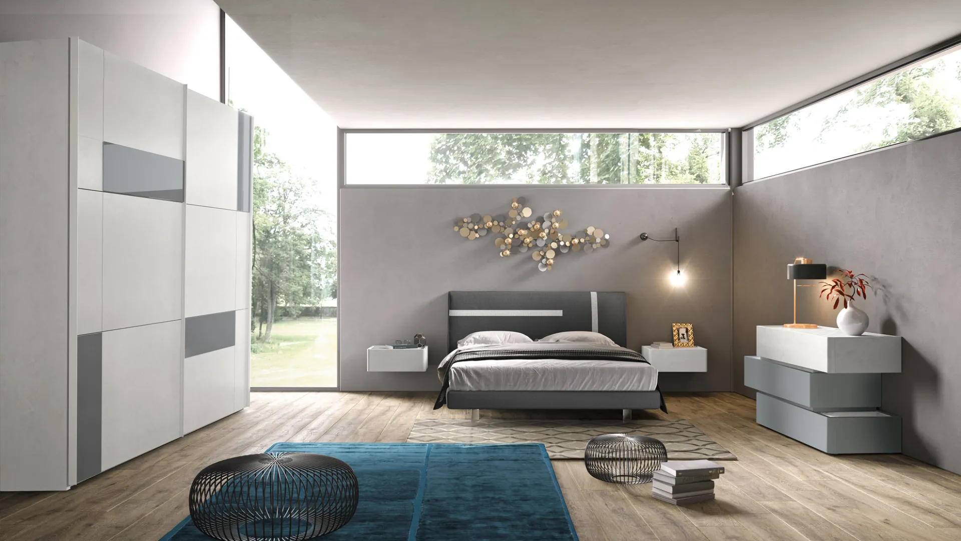 Camera Di Notte 24 Corso 11 con letto antracite a righe, comodini sospesi e cassettiera a gradini