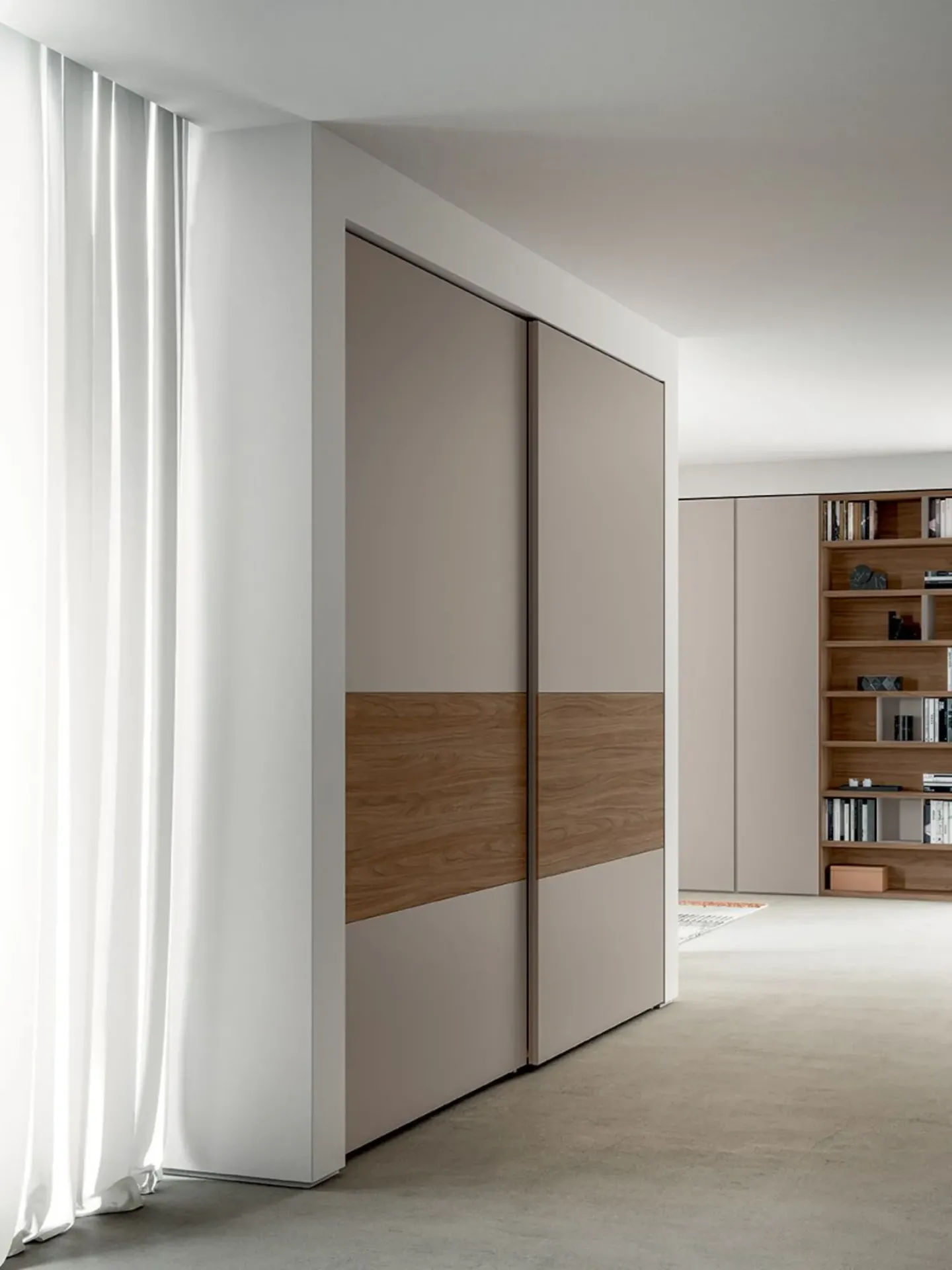 Armadio scorrevole Strip Dielle Modus con fascia in legno, vista d'angolo