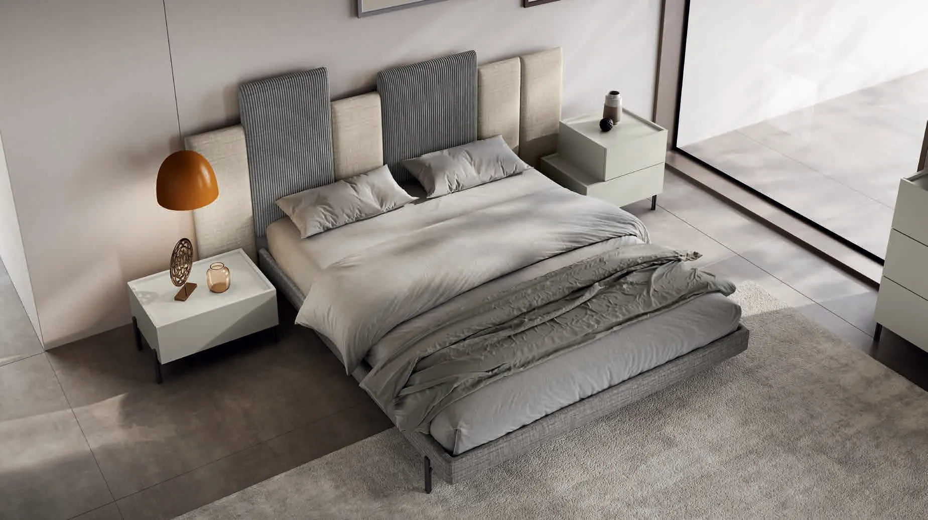 Letto Funny Euro Design in tessuto rigato grigio con boiserie