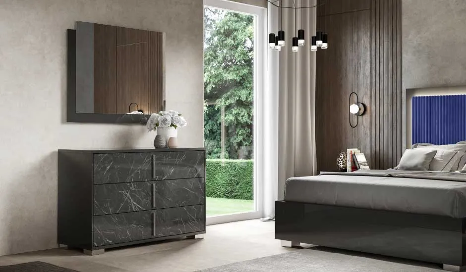 Comò Sky Euro Design marmorizzato e letto con testiera blu